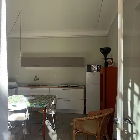 Apartment In Centro Storico A Cannero Riviera