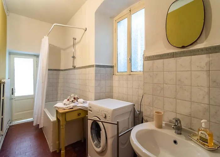 아파트 In Centro Storico A 카네로 리비에라